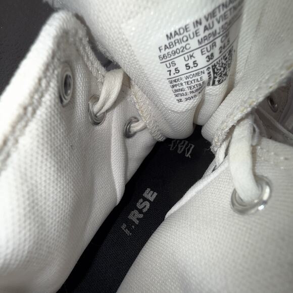 Size 7 - Converse Chuck Taylor All Star Lugged High White W - Picture 9 of 11